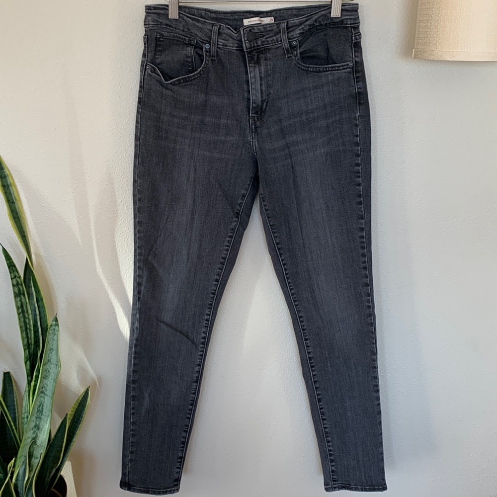 Levi’s high rise skinny black wash denim jeans - Picture 3 of 8